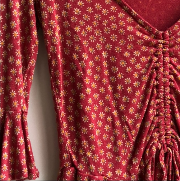 Urban outfitters Red floral top - Picture 3 of 3